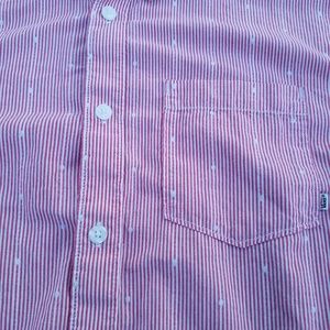 Vans Shirts - Van's Off the Wall Medium Striped Shirt Vans Shirts - Van's Off the Wall Medium Striped Shirt